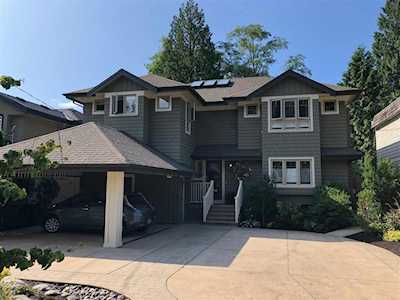 4377 Raeburn Street North Vancouver, BC V7G 1K1