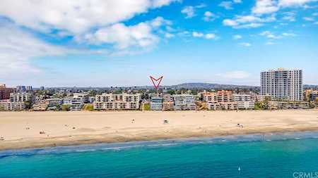 12 5th Place Long Beach, CA 90802