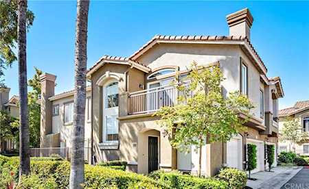 72 Via Pamplona Rancho Santa Margarita, CA 92688
