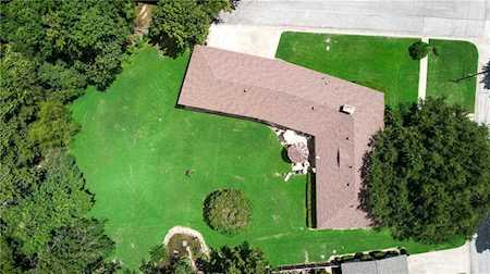 402 Brook Lane Mckinney, TX 75069