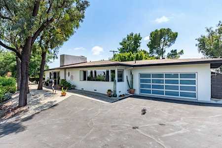 1770 Kaweah Drive Pasadena, CA 91105