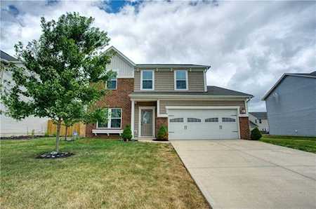6736 Branches Drive Brownsburg, IN 46112