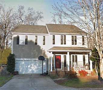 2336 Equestrian Dr Matthews, NC 28105