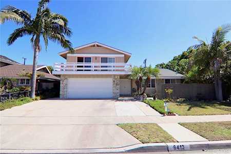 6412 Crandall Drive Huntington Beach, CA 92647