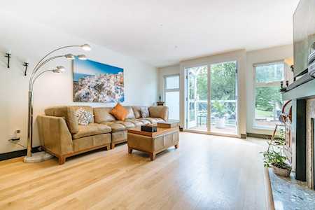 1023 Wolfe Avenue #302 Vancouver, BC V6H 1V6