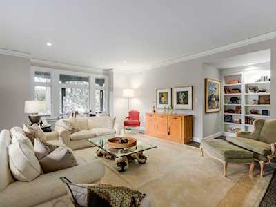 1496 Matthews Avenue Vancouver, BC V6H 1W9