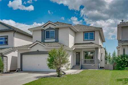 38 Mt Douglas Close SE Calgary, AB T2Z 3R8