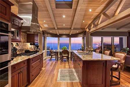 1220 Ensenada Avenue Laguna Beach, CA 92651