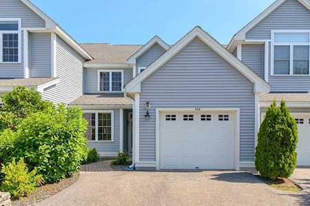 626 Devenwood Way #626 Clinton, MA 01510