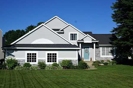 1021 SE Dogwood Meadows Dr Ada, MI 49301