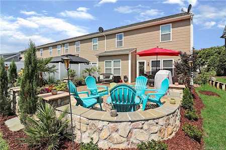 359 Battery Circle Lake Wylie, SC 29710