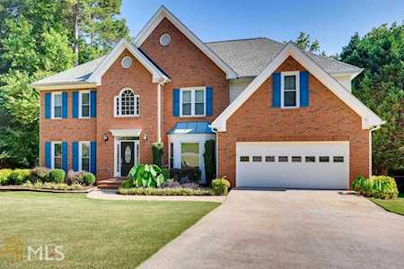 1029 Pinfeather Ct Lawrenceville, GA 30043