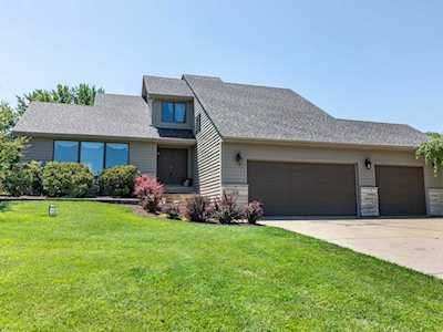 42 Hillside Dr Yorkville, IL 60560