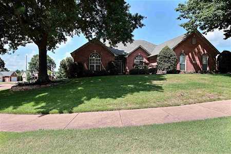 156 Kathy Cir Collierville, TN 38017