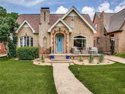 1042 N Edgefield Avenue Dallas, TX 75208