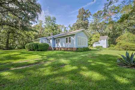 4020 Old Bainbridge Road Tallahassee, FL 32303