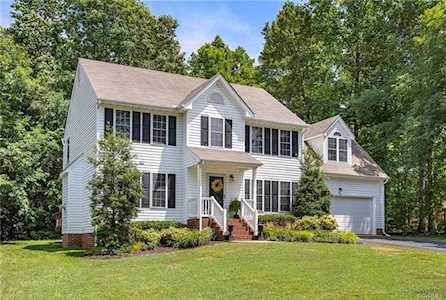 12512 Buffalo Nickel Dr Midlothian, VA 23112