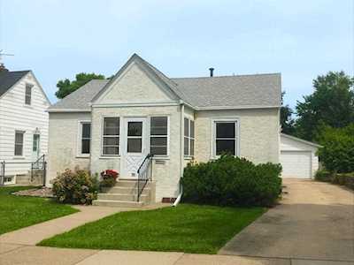 701 36 1/2 Avenue NE Minneapolis, MN 55418