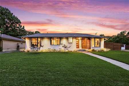 6308 Woodcrest Lane Dallas, TX 75214