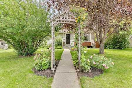 4644 North Haven Drive NW Calgary, AB T2K 2J4