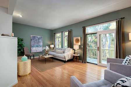 907 Weldon Rd Santa Barbara, CA 93109