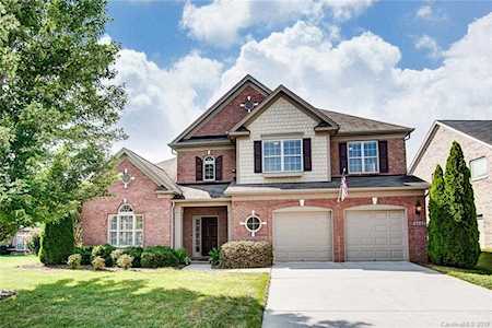 8405 Fairgreen Ave Waxhaw, NC 28173