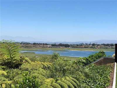 2042 Galaxy Drive Newport Beach, CA 92660