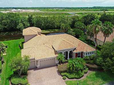 505 Sand Crane Court Bradenton, FL 34212