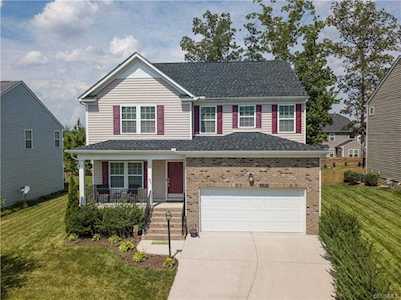 7636 Nicklaus Circle Moseley, VA 23120