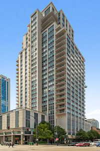 200 W Grand Ave #2301 Chicago, IL 60654