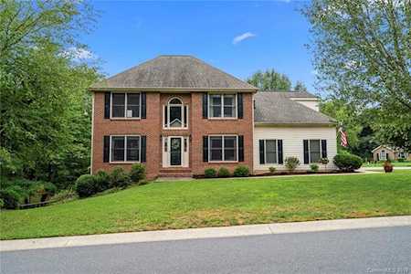 901 Santee Ln Fort Mill, SC 29708
