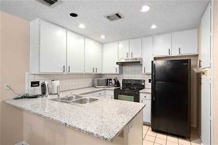1748 Ohlen Rd #84 Austin, TX 78757