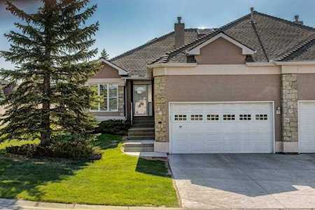 3 Scimitar Landing NW Calgary, AB T3L 2B4