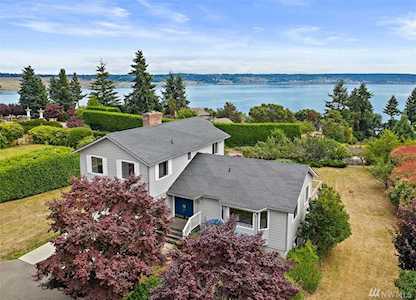 1210 Queets Dr Fox Island, WA 98333