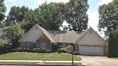 7623 Dexter Grove Dr Memphis, TN 38016