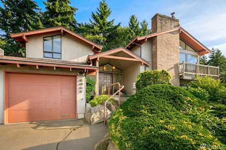 1047 NW 196th St Shoreline, WA 98177