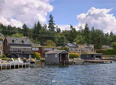 12719 Holmes Point Dr NE Kirkland, WA 98034