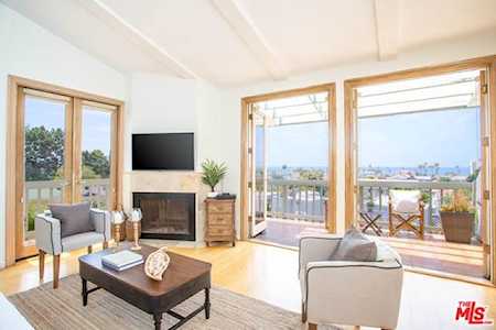320 Pacific Street #8 Santa Monica, CA 90405