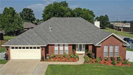 1525 Trenton DR Van Buren, AR 72956