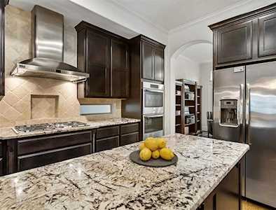 815 Old Oyster Trl Sugar Land, TX 77478