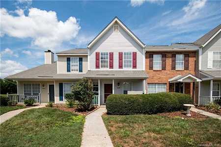 8240 Golf Ridge Dr Charlotte, NC 28277