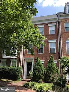 144 Martin Ln Alexandria, VA 22304