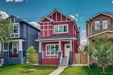 2227 26 Avenue SW Calgary, AB T2T 1E9