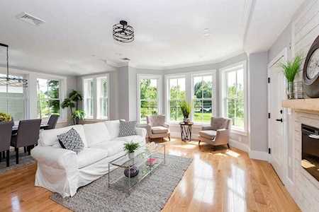 132 High Street #D Newburyport, MA 01950