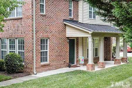 9912 Kedzie Court Raleigh, NC 27617