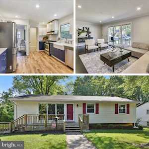 1102 Hillcrest Dr SW Vienna, VA 22180