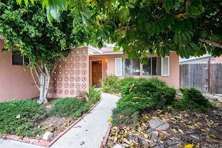 1174 Paularino Avenue Costa Mesa, CA 92626
