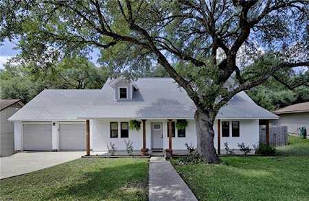 8213 Spring Valley Dr Austin, TX 78736