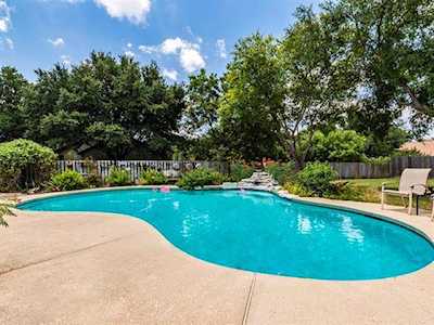 1324 Amistad Dr Round Rock, TX 78664