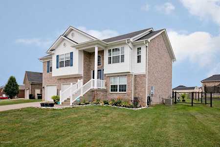 128 Berger Farm Dr Mt Washington, KY 40047